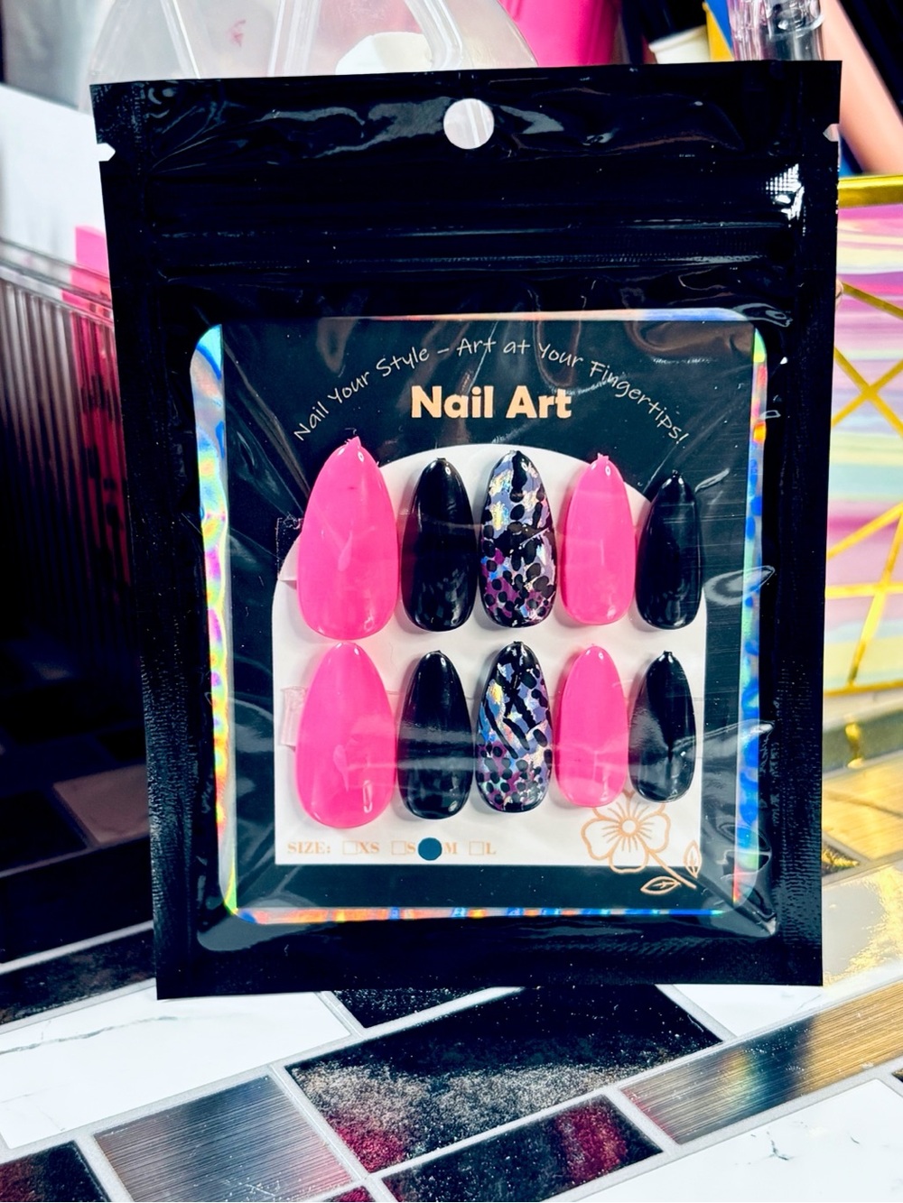 Nail Art Press-On Nails - Pink & Black Leopard Accent